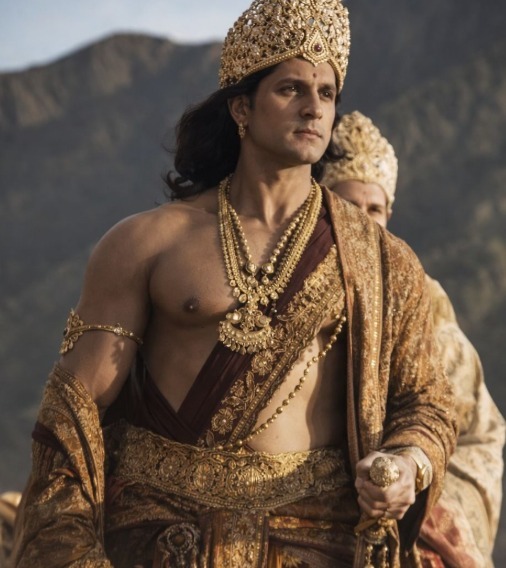 Ravi Dubey as Prince Lakshmana